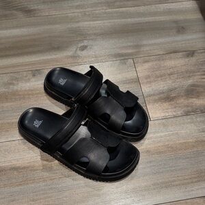 Women’s Black Sandals